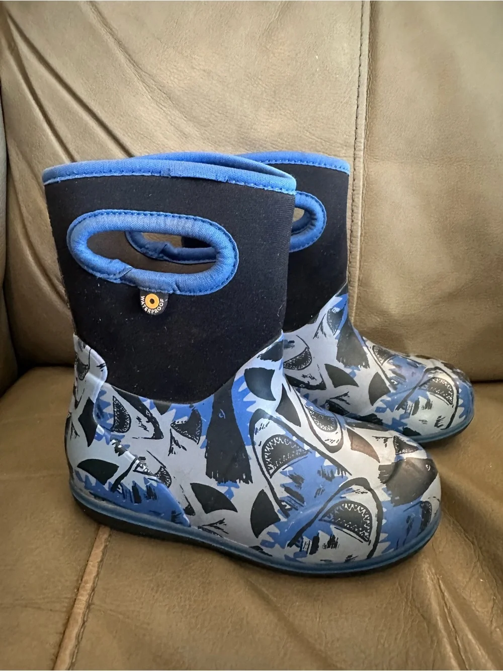 Bogs Kids Sharks Waterproof Rain Boots Toddler US 10 EU 26 Blue Neoprene unisex